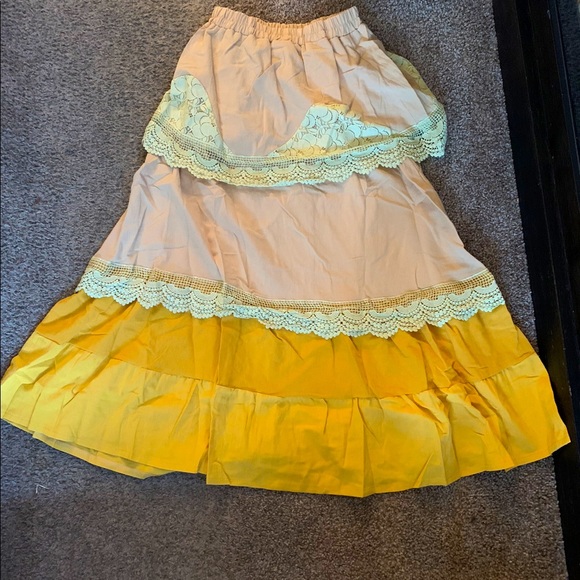 Skirt - Picture 1 of 1